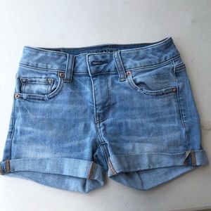 mid rise american eagle shorts